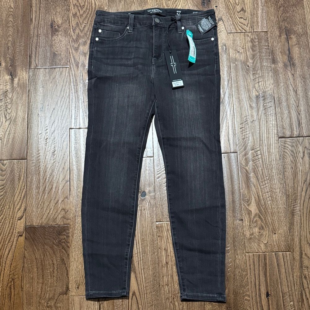 NWT Liverpool Women’s Skinny Jeans Sz 8P